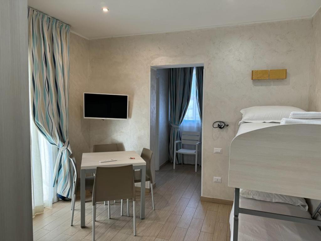 Marina Beach Aparthotel Rimini Eksteriør billede