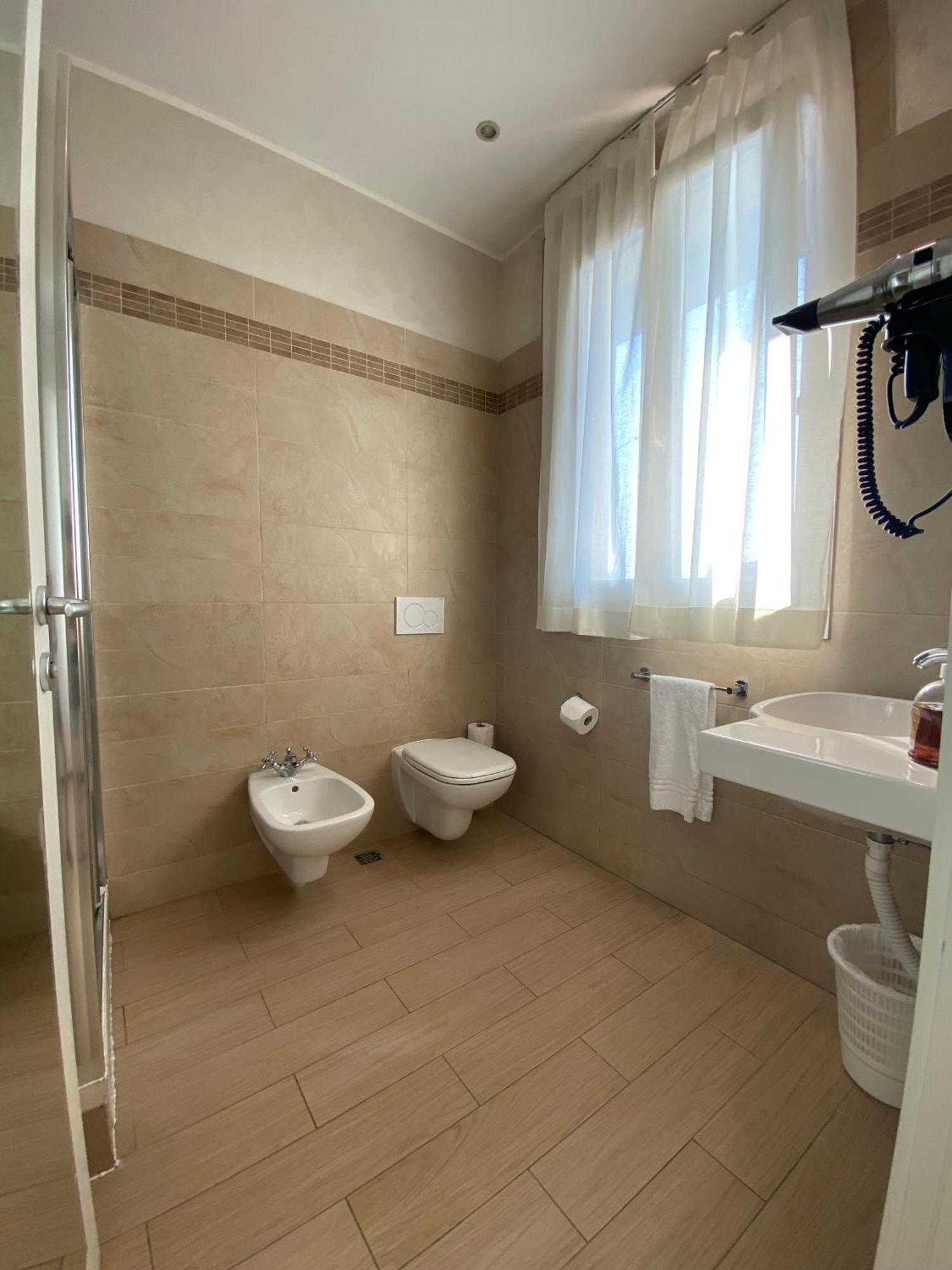 Marina Beach Aparthotel Rimini Eksteriør billede