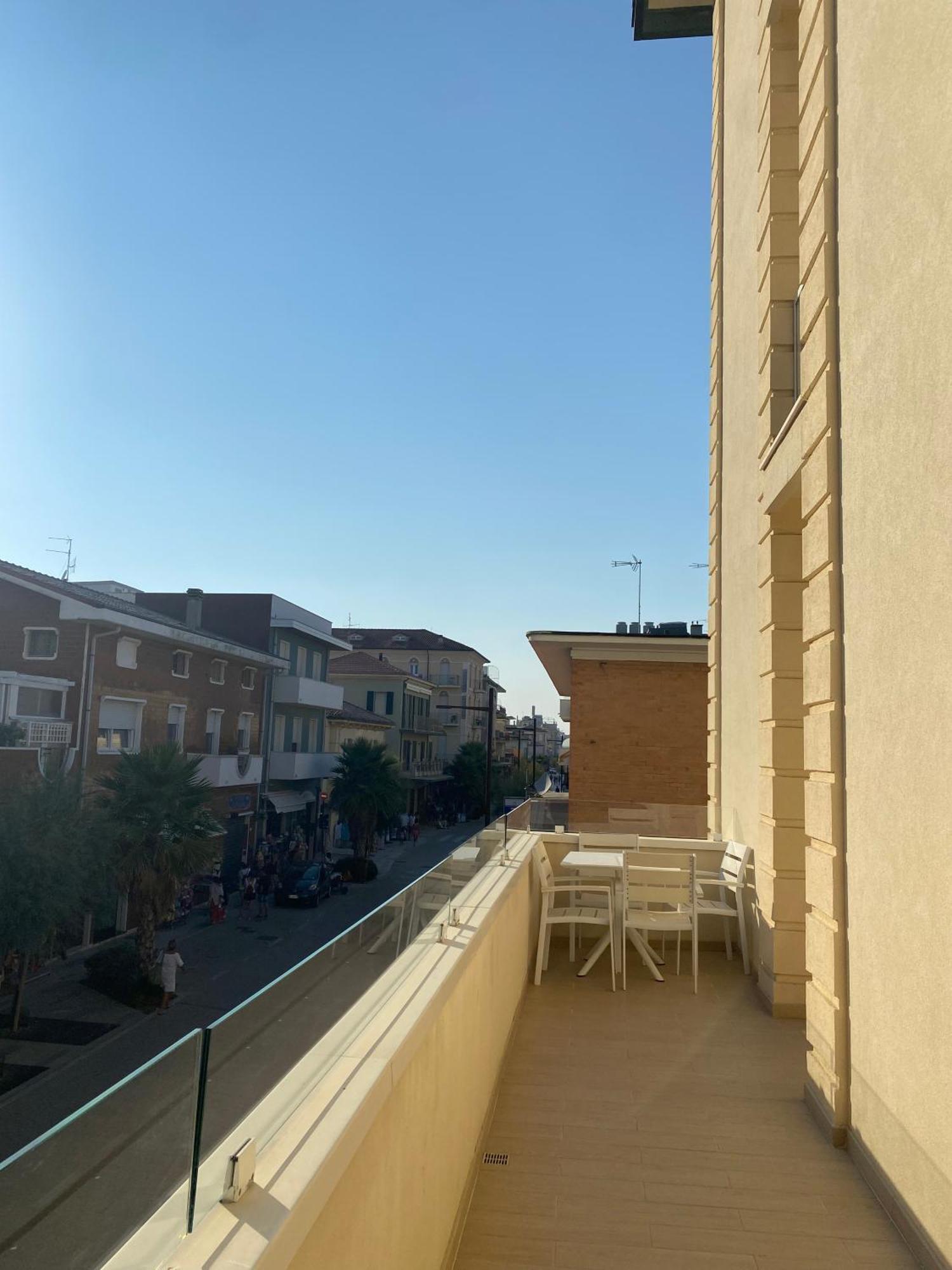 Marina Beach Aparthotel Rimini Eksteriør billede